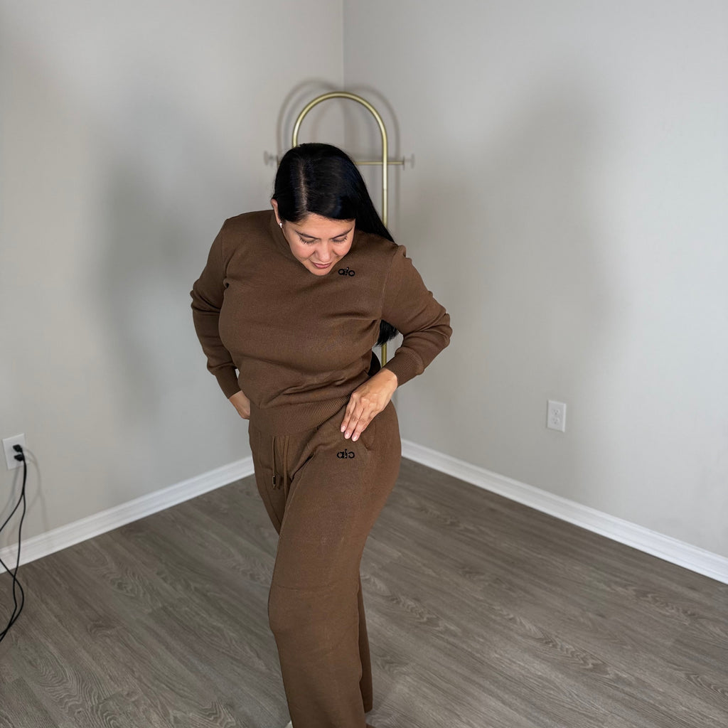 Alo brown set. activewear