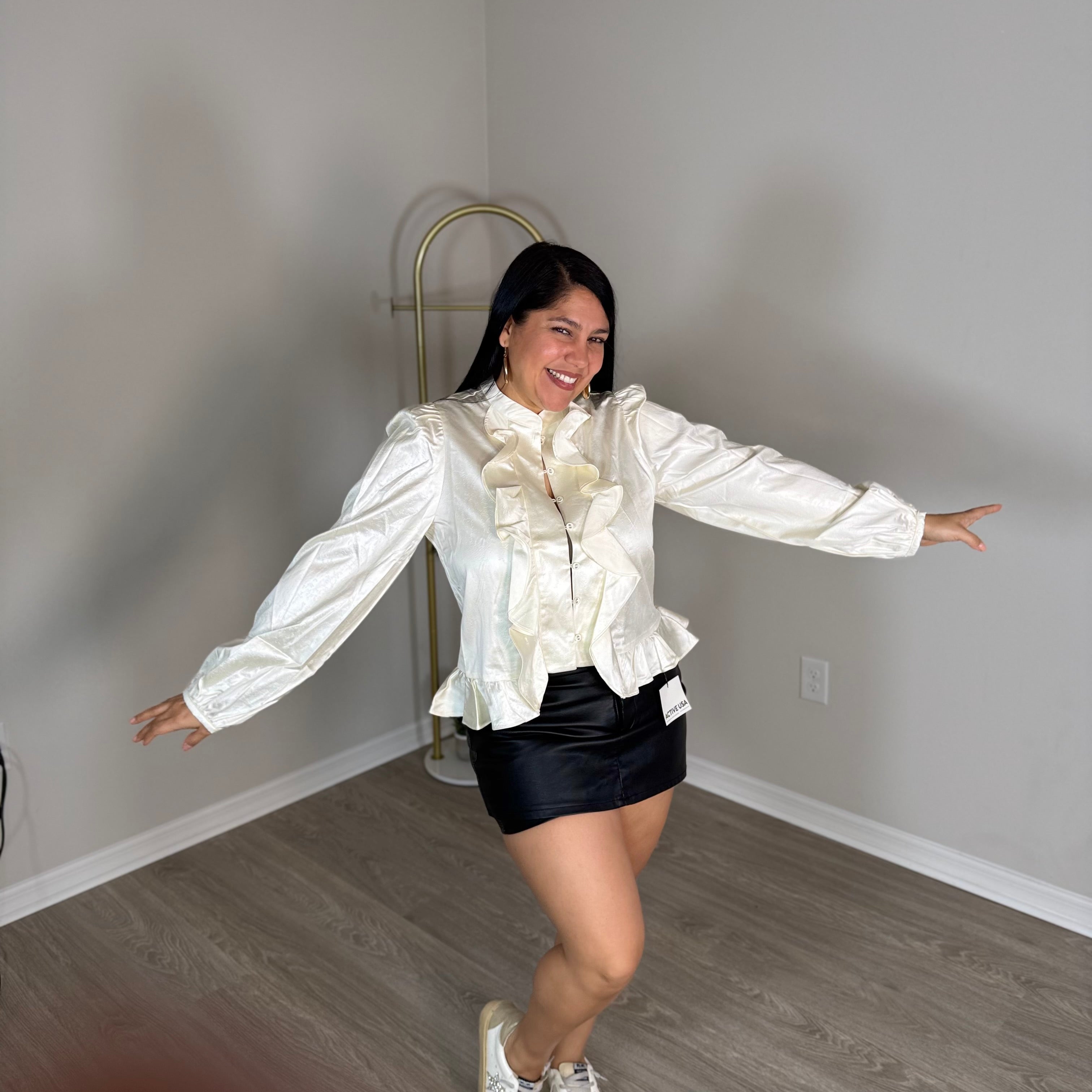 Lulu wave-detail shirt.