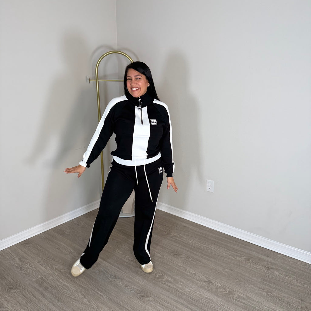 Alo black-and-white set. activewear