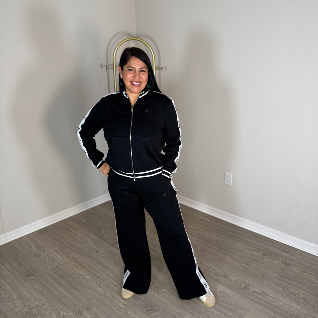 Alo black-and-white set. activewear