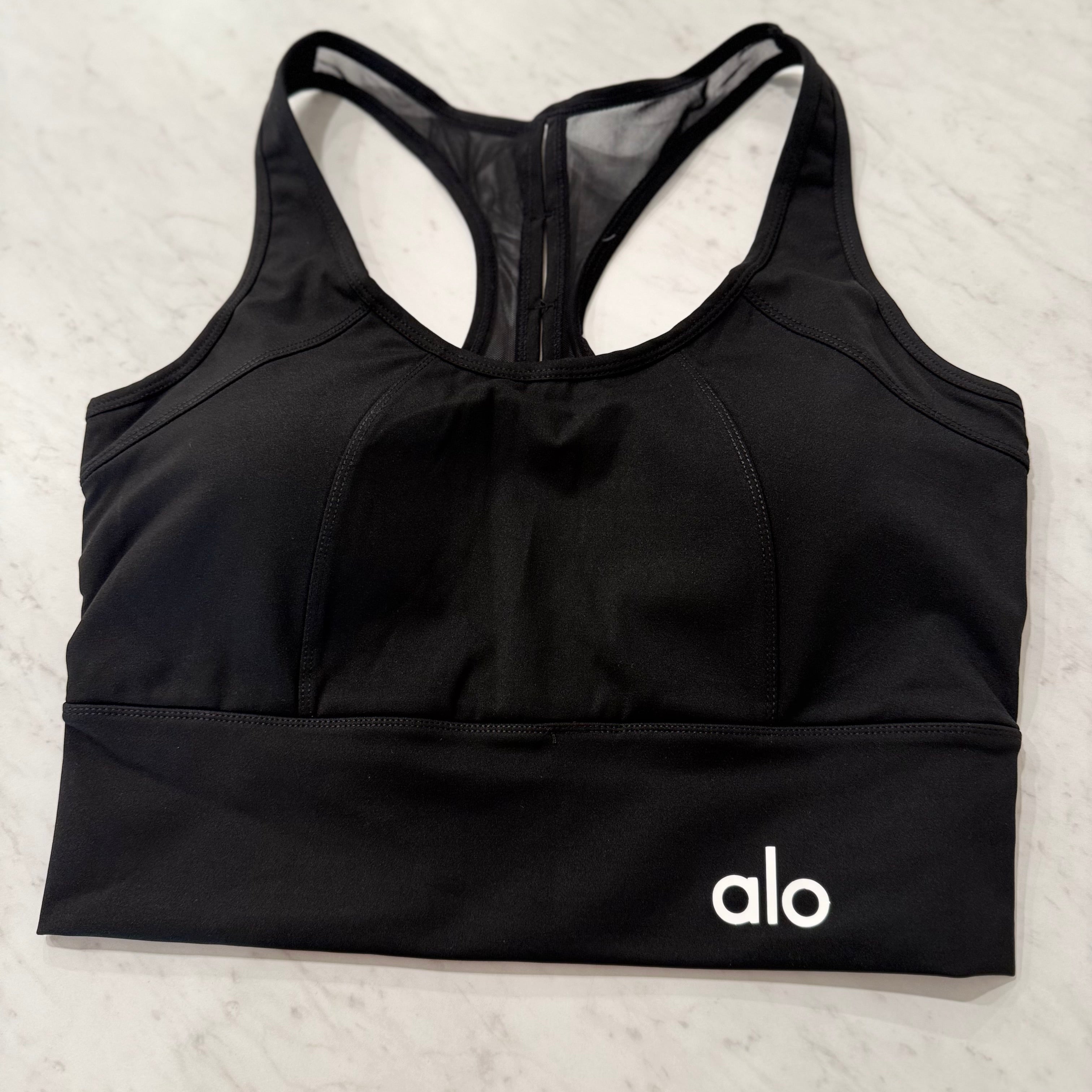 TOP Alo Yoga