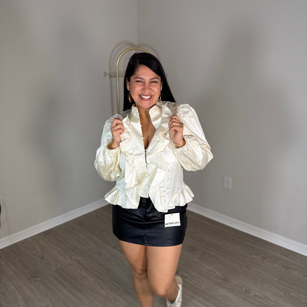 Lulu wave-detail shirt.