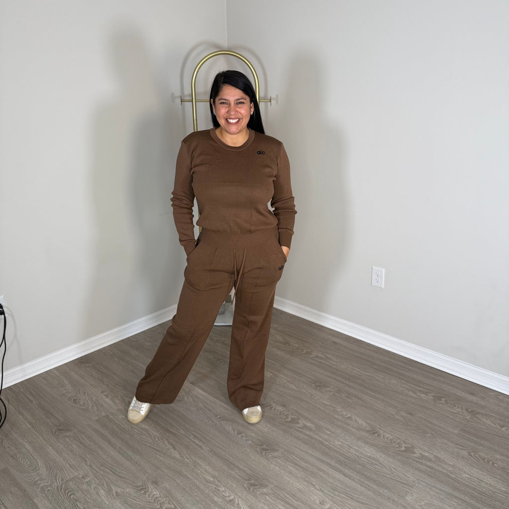 Alo brown set. activewear