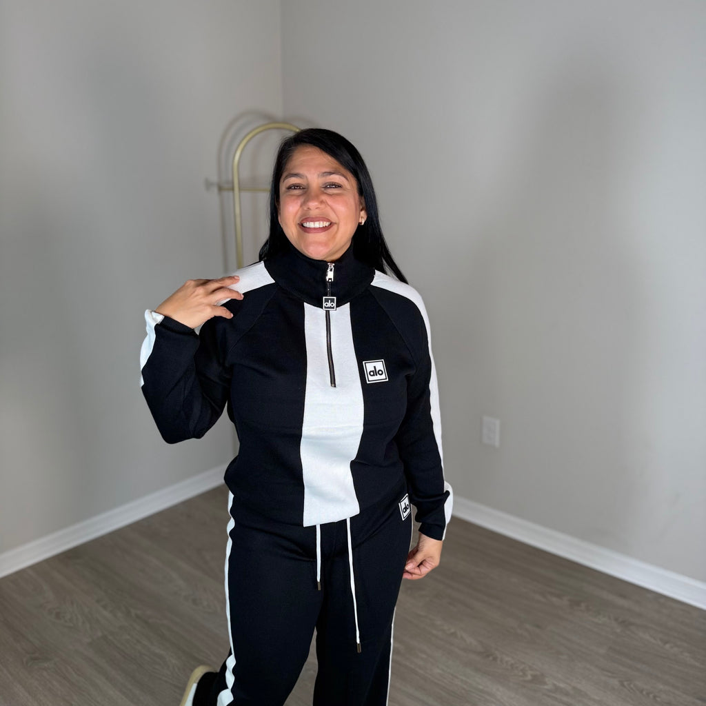 Alo black-and-white set. activewear